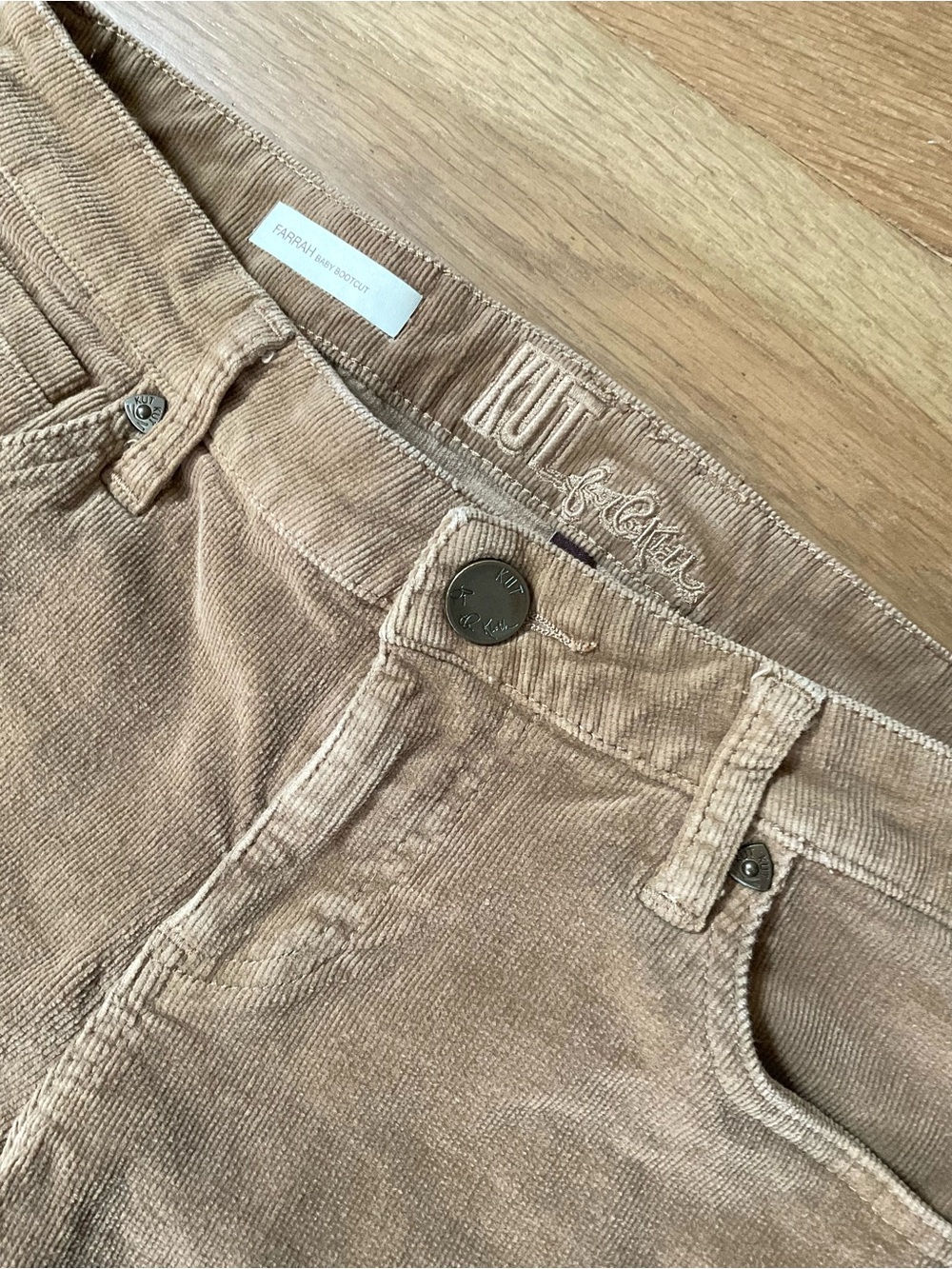 Kut from the Kloth Farrah Baby Bootcut Corduroy Pants Size 8 Flare Academia Y2K - Picture 5 of 13